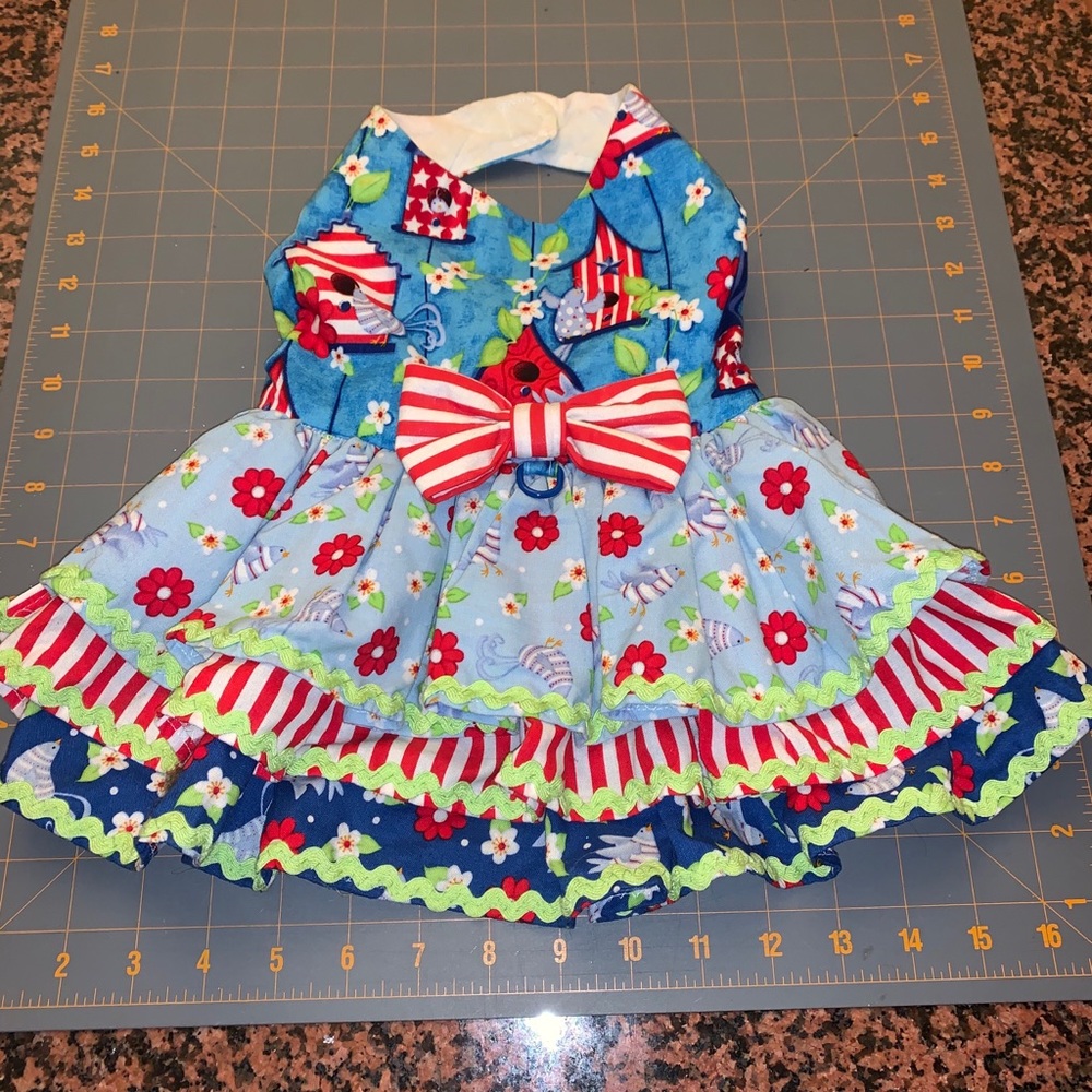DESIGNER DOGGIE DUDS (BIRDHOUSE DRESS)